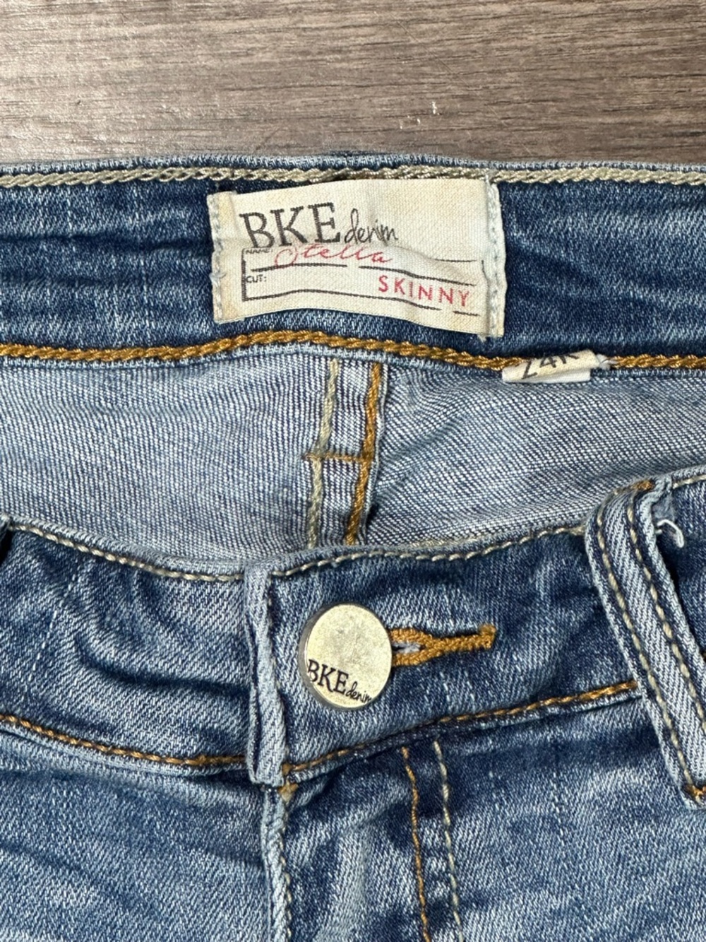 BKE Light Wash STELLA SKINNY Distressed Super Stretchy Ultra Low Rise Jeans 24 - Picture 5 of 14